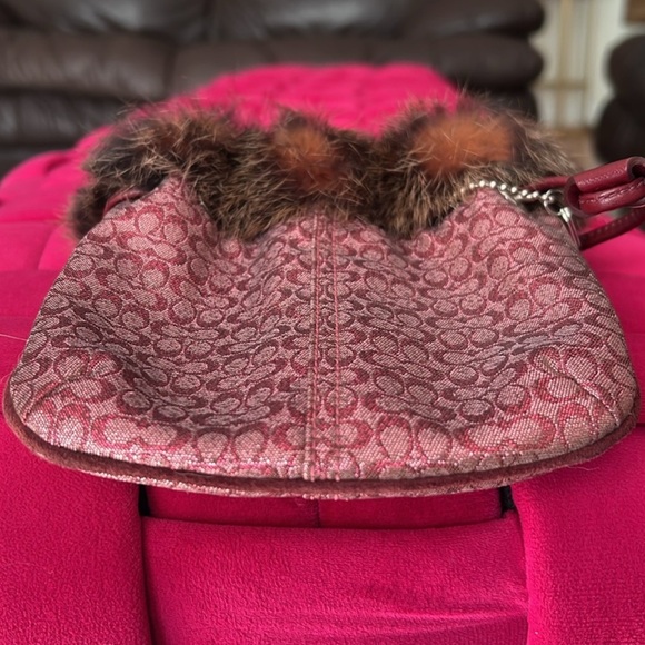 Coach Vintage Wristlet-Like New - Picture 7 of 10